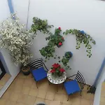 Azahar Guest house 2*