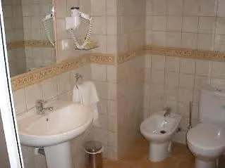 Azahar Guest house 2*